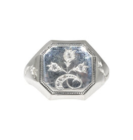 Floral Signet Ring with Diamonds in Silver