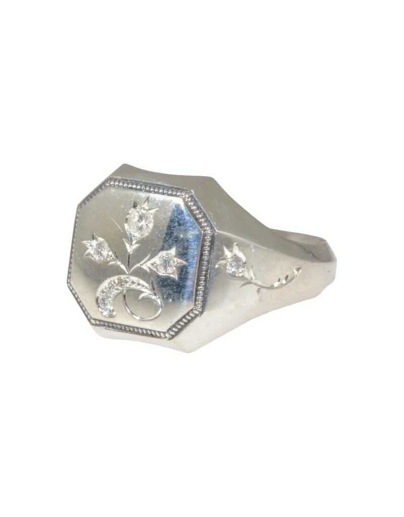 Floral Signet Ring with Diamonds in Silver