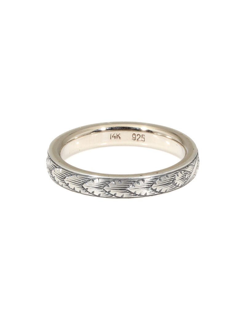 White Gold Engraved Ring, X Pattern with Arrows