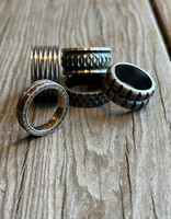 Tank Tread Pen Ring in Oxidized Silver