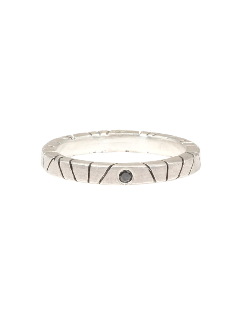 Trevi Pendro Redwood Ring with Spinel in Silver