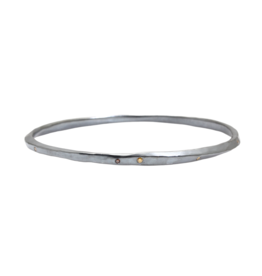 Hammered Twist Oval Bangle in Oxidized Silver with 9 Autumn Diamonds