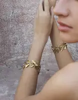 Dyad Chain Link Bracelet in Yellow Bronze