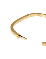 Tracy Conkle Cushion Shaped Hinged Bangle in 18k Gold