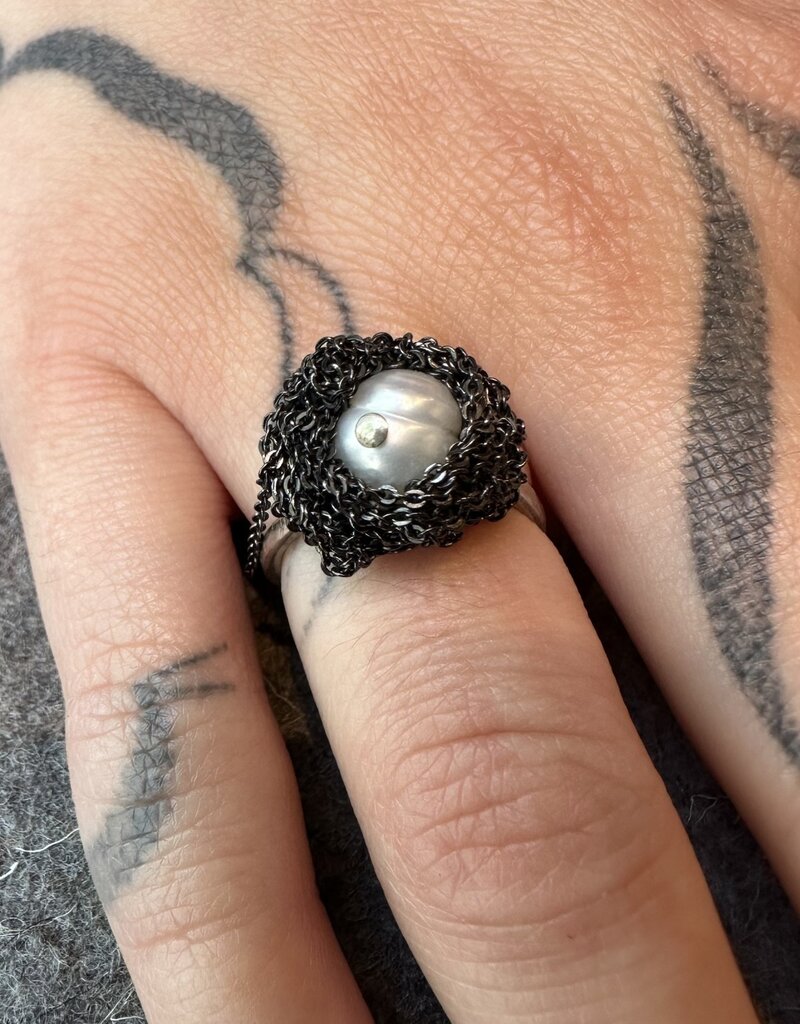 Pearl Nuggy Ring in Charcoal