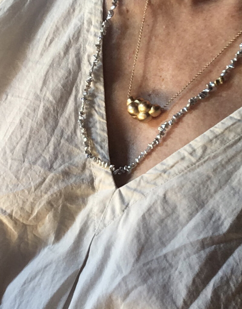 Courbé Cluster Bead and Chain Necklace in 18k Yellow Gold