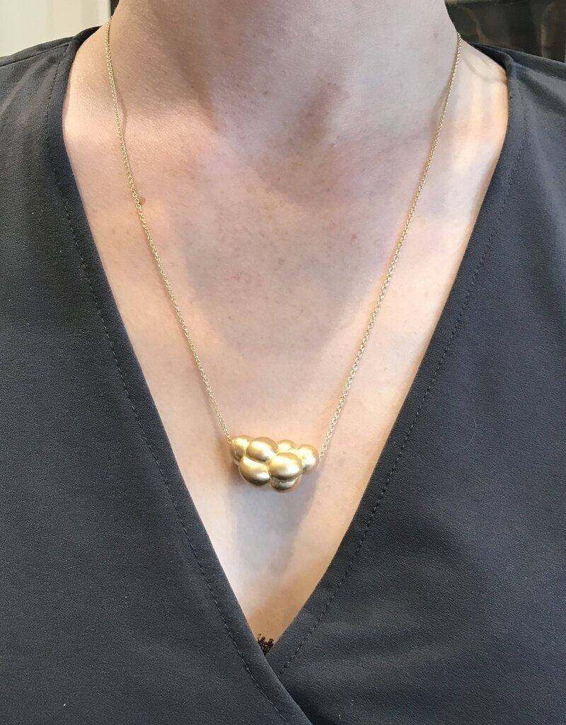 Courbé Cluster Bead and Chain Necklace in 18k Yellow Gold