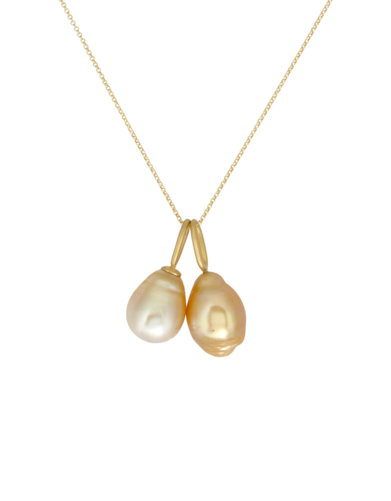 Golden Pearl Pendant in 18k Gold