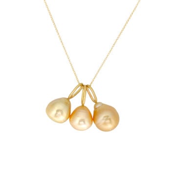 Golden Pearl Pendant in 18k Gold with Small Stamp