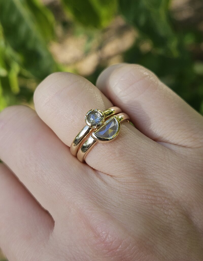 Solomon's Eye Salt & Pepper Rosecut Diamond Ring in 14k Gold
