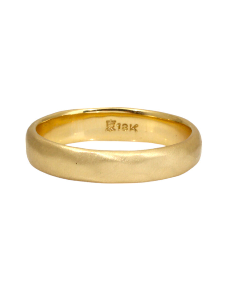 Delicate 5mm Modeled Band in 18k Yellow Gold