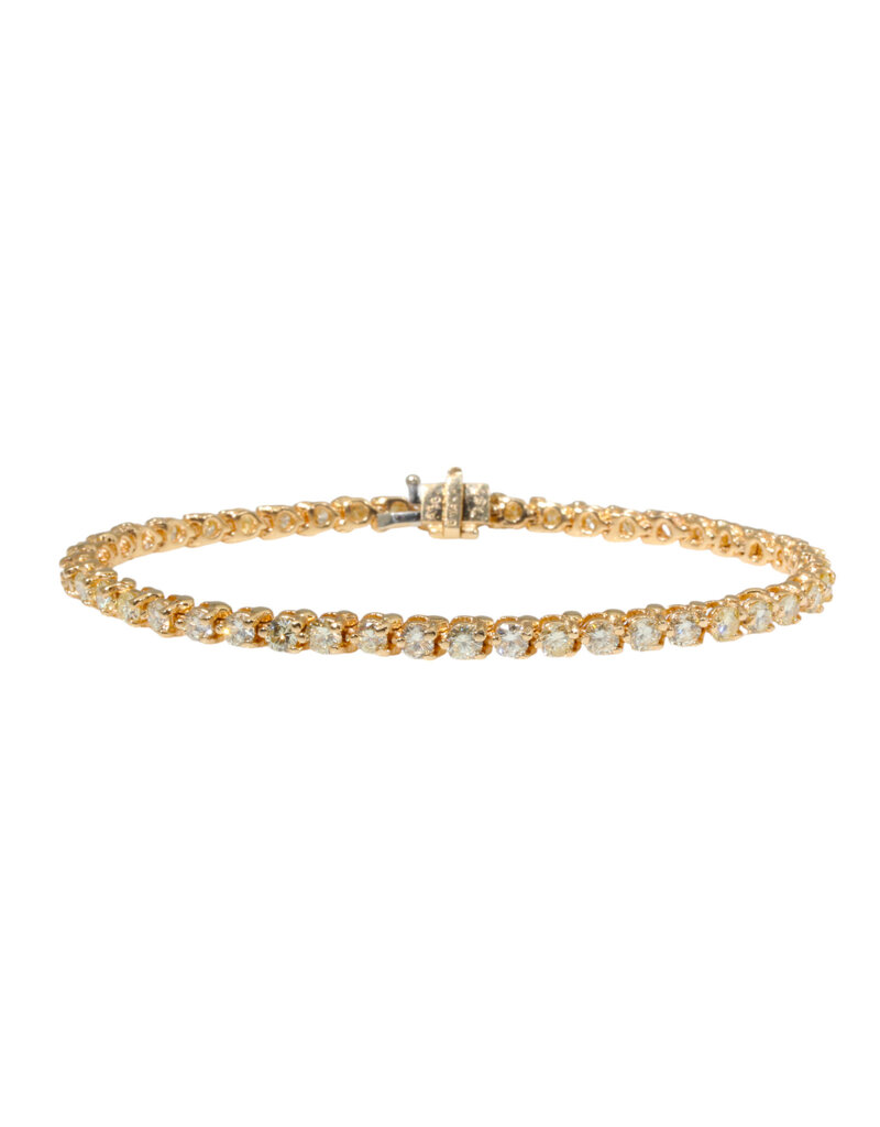Estate Estate Line Diamond Bracelet in 14k Yellow Gold