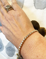 Estate Estate Line Diamond Bracelet in 14k Yellow Gold