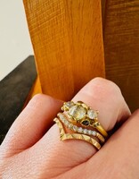 White Raw Diamond Cluster Ring  in 18k Yellow Gold