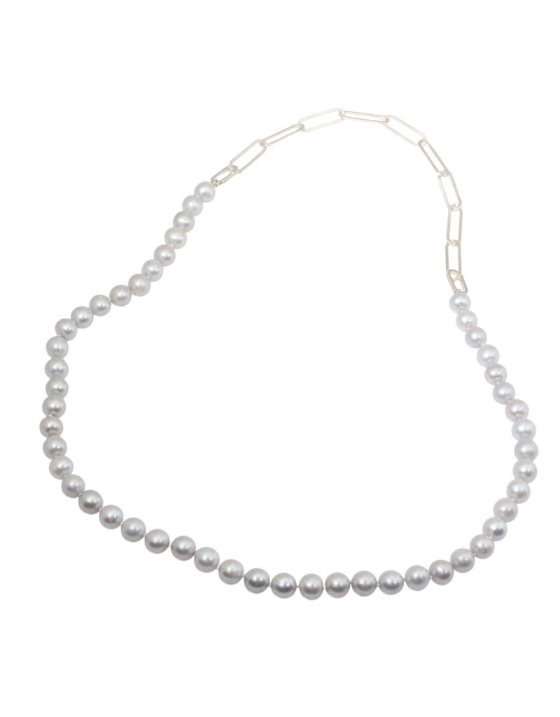 Tracy Conkle Grey Pearl Link Necklace in Sterling Silver 26"