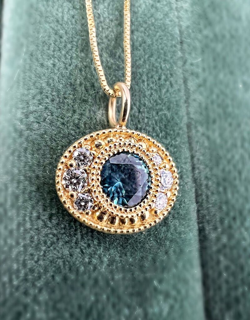 Lauren Ramirez Ford Sapphire Necklace in 18k Yellow Gold