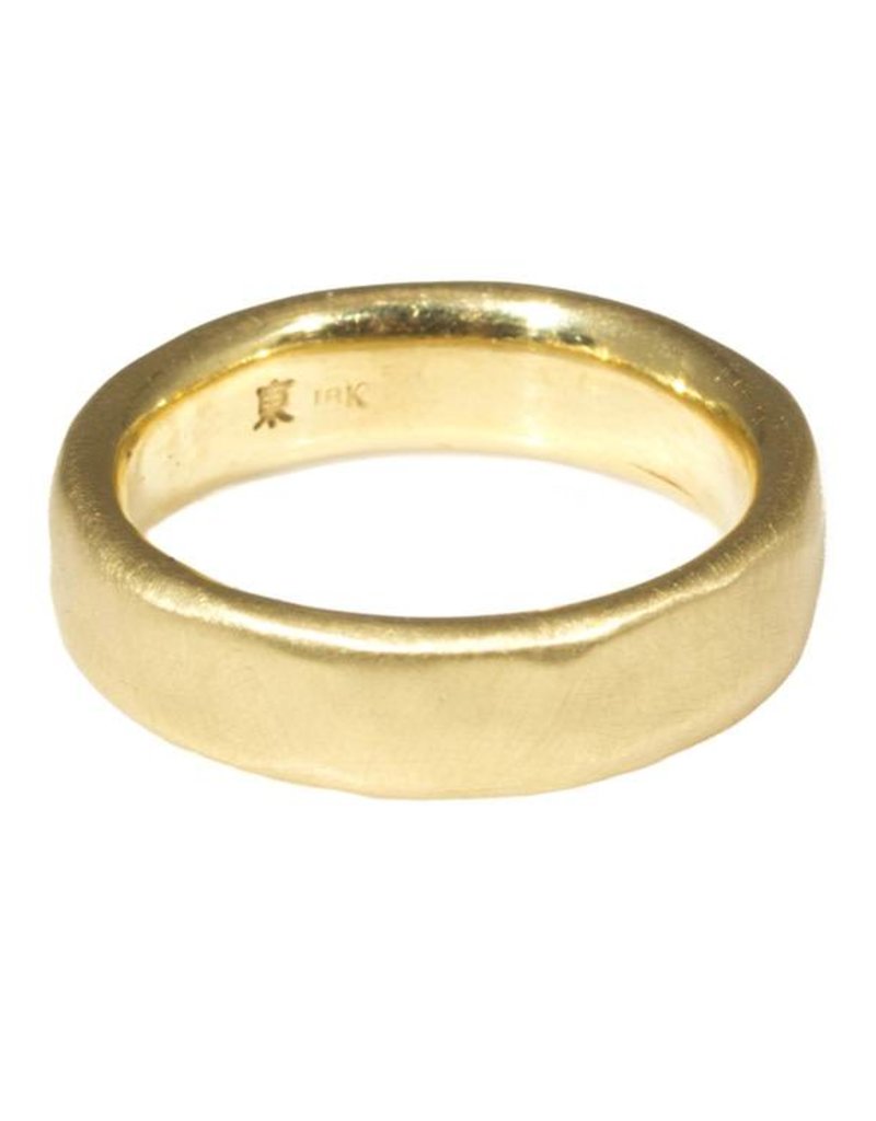 6mm Modeled Band in 18k Yellow Gold
