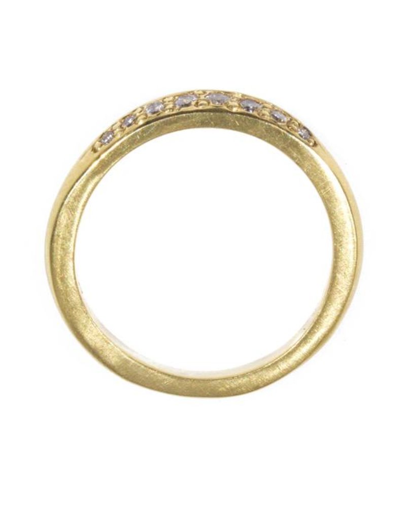 Wave Bead Set Band with White Diamonds in 18k Yellow Gold