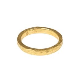 3mm Hammered Band in 22k Gold
