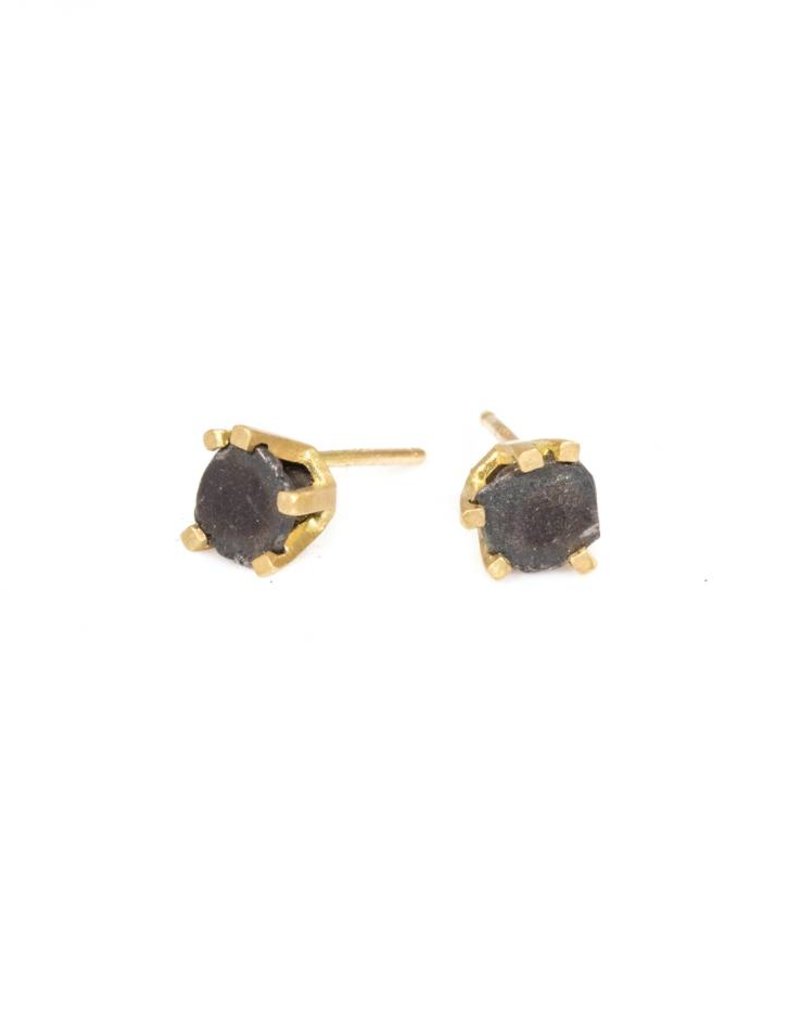 Nail Stud Earrings in 18k Yellow Gold