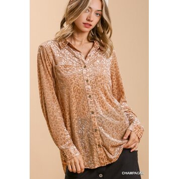 Umgee Velvet Button-Up Top