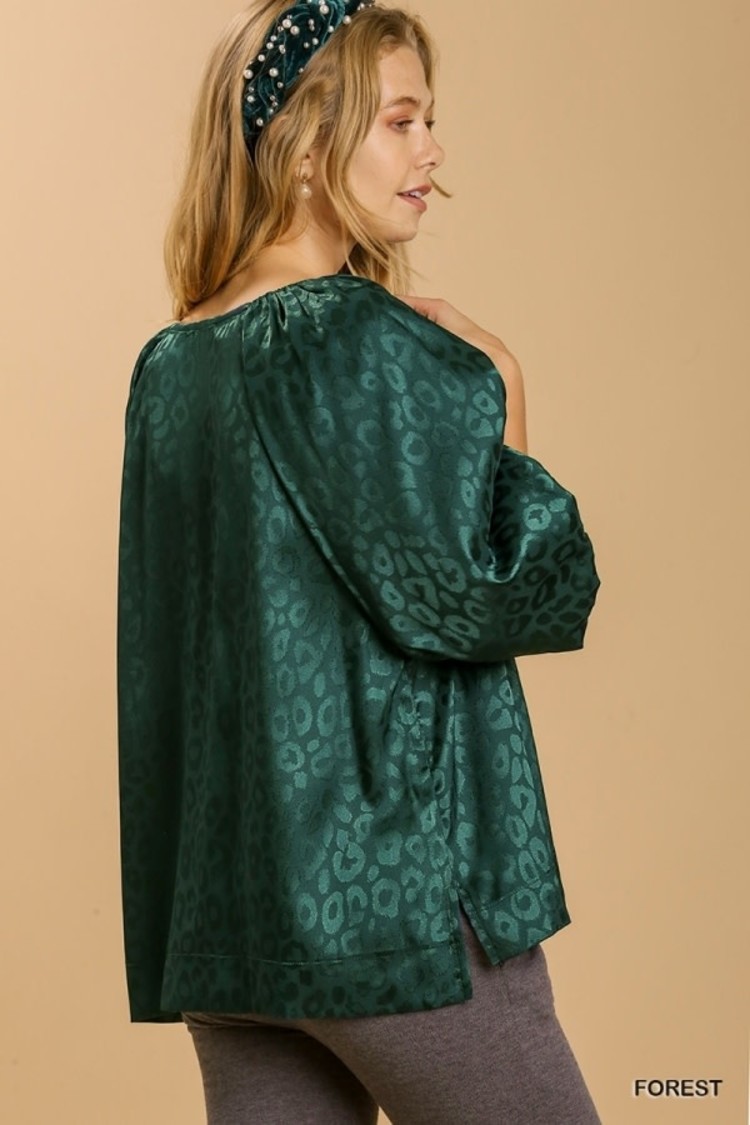 Umgee Satin Puff Sleeve Top
