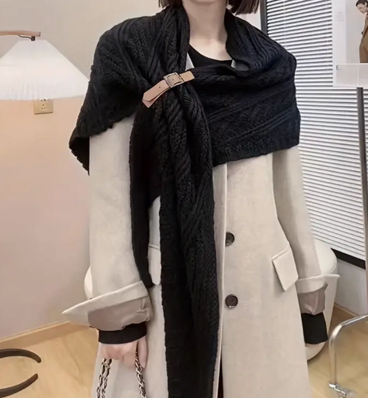 Triangle Scarf with Buckle