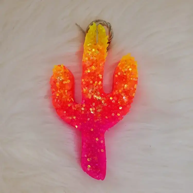 Leafcutter Candle Co. Strawberry Leather Freshie