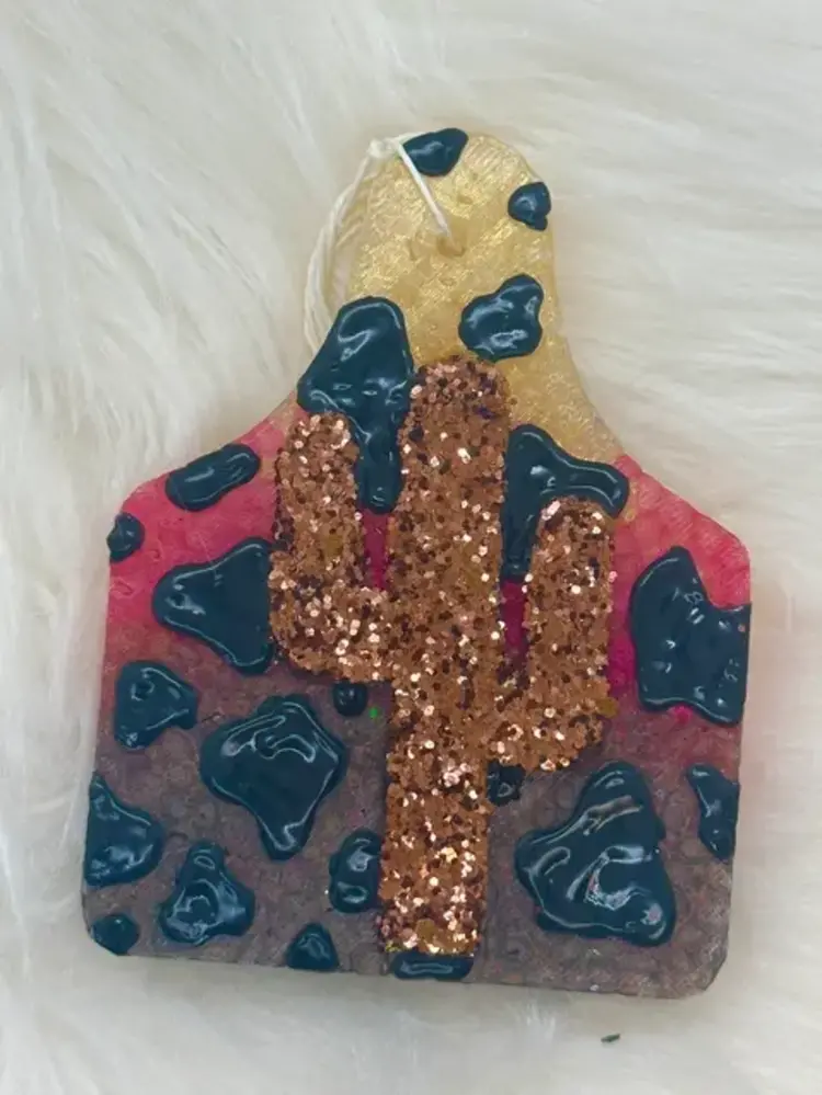 Leafcutter Candle Co. Ombre Cow Tag with Glitter Cactus Freshie