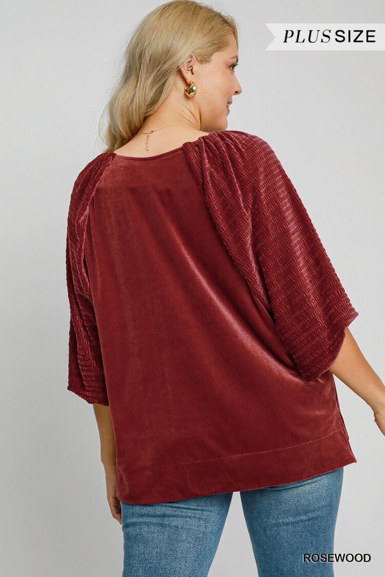 Umgee Textured Velvet Sleeved Top