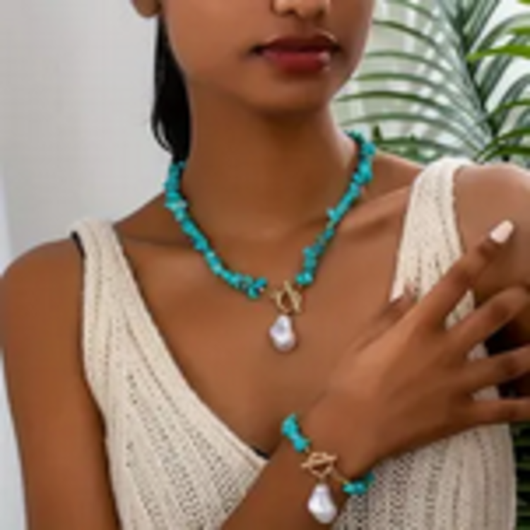 Boho-Chic Turquoise & Faux Pearl Pendant Necklace and Bracelet Set