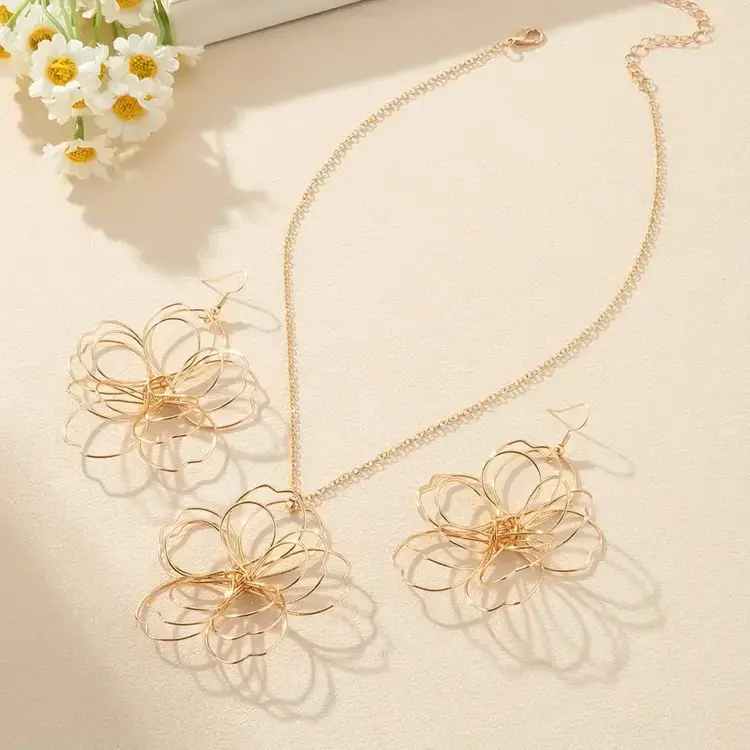 Bohemian Hollow Flower Design Jewelry Set