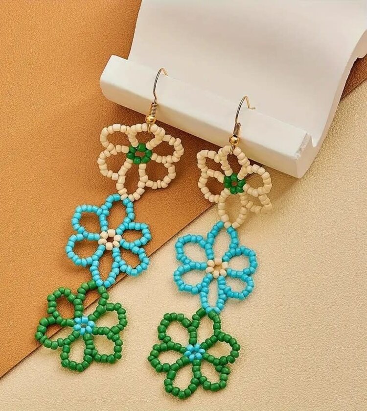 Boho floral Beaded Drop Earrings - Green
