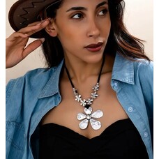 Boho Flower Necklace