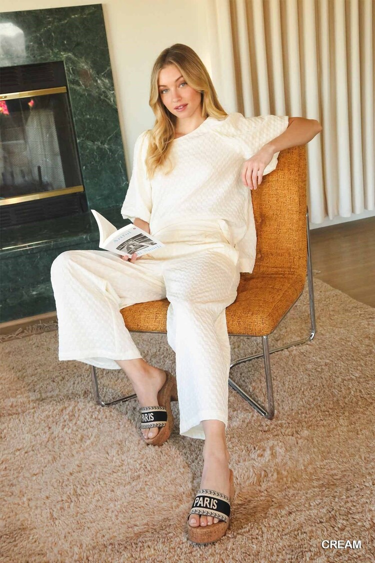 Umgee Jacquard Round Neck Top