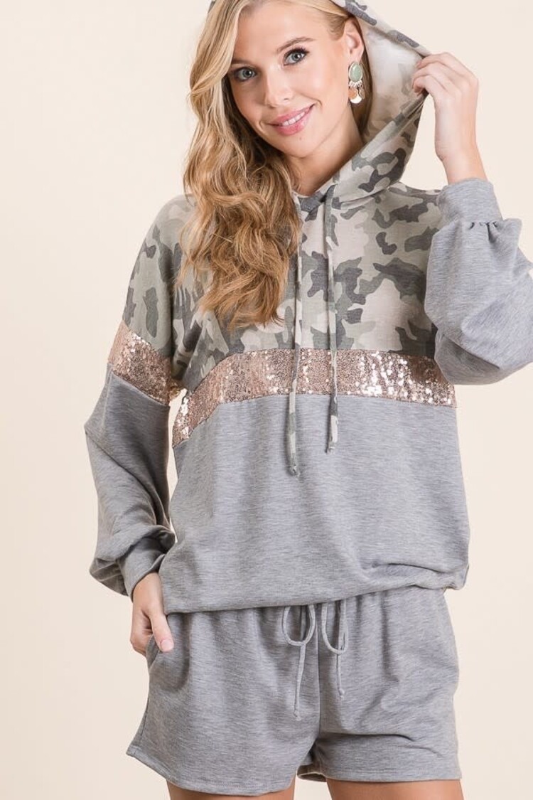 Fashion Go Long Sleeve Camo and Sequins Hoodie with Shorts Loungewear Set