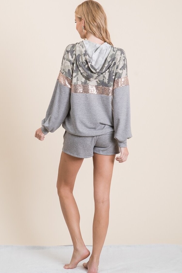 Fashion Go Long Sleeve Camo and Sequins Hoodie with Shorts Loungewear Set