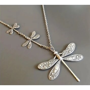 Vintage Dragonflies Necklace