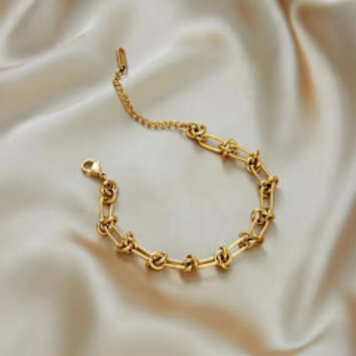 Large Knot Chain Bracelet