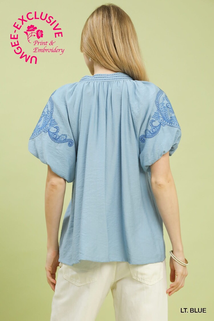 Umgee Embroidered Puff Sleeve Top