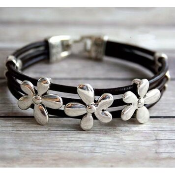 Flower Charm Bracelet