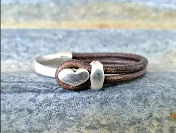 Vintage Heart Brown Leather Bracelet