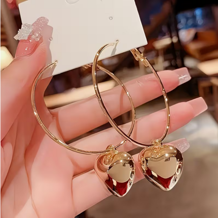 Heart Pendant C-shaped Earrings - Golden