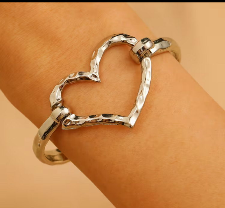 Hollow Heart Bangle - silver