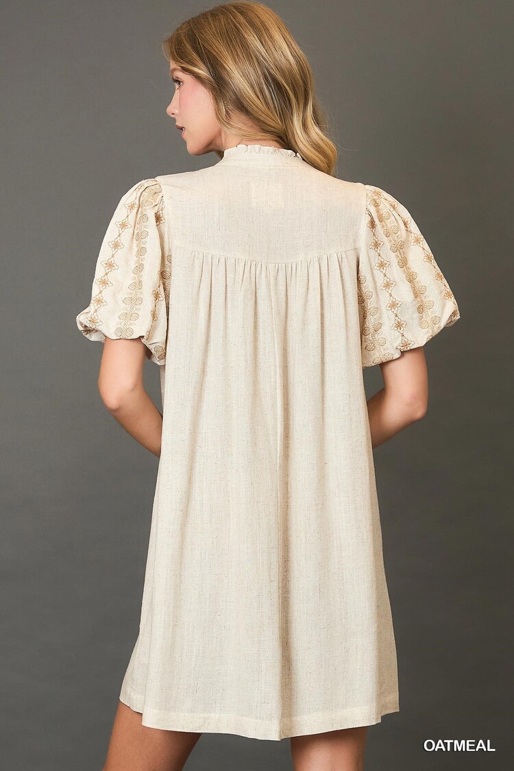 Umgee Split Neck A Line Midi Dress with Embroidered Details Oatmeal L
