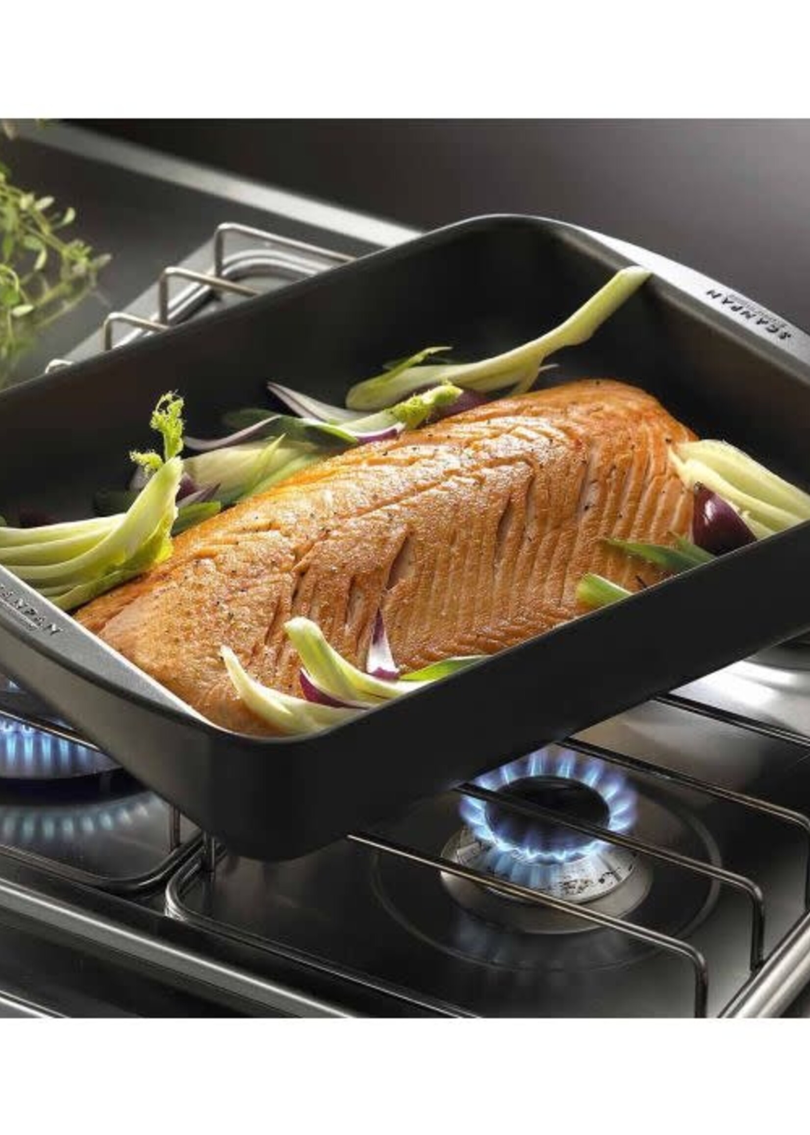 SCANPAN Classic 5.25qt Roasting Pan