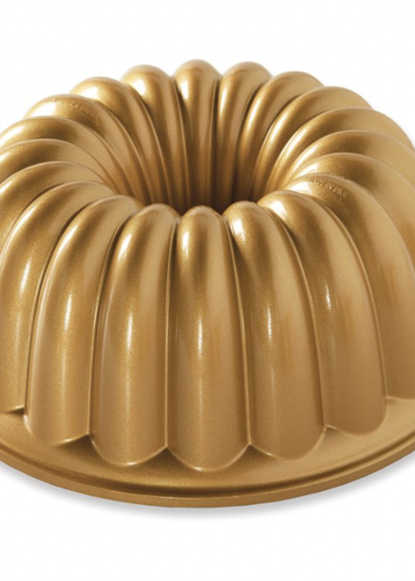 Nordic Ware Elegant Party Bundt Pan