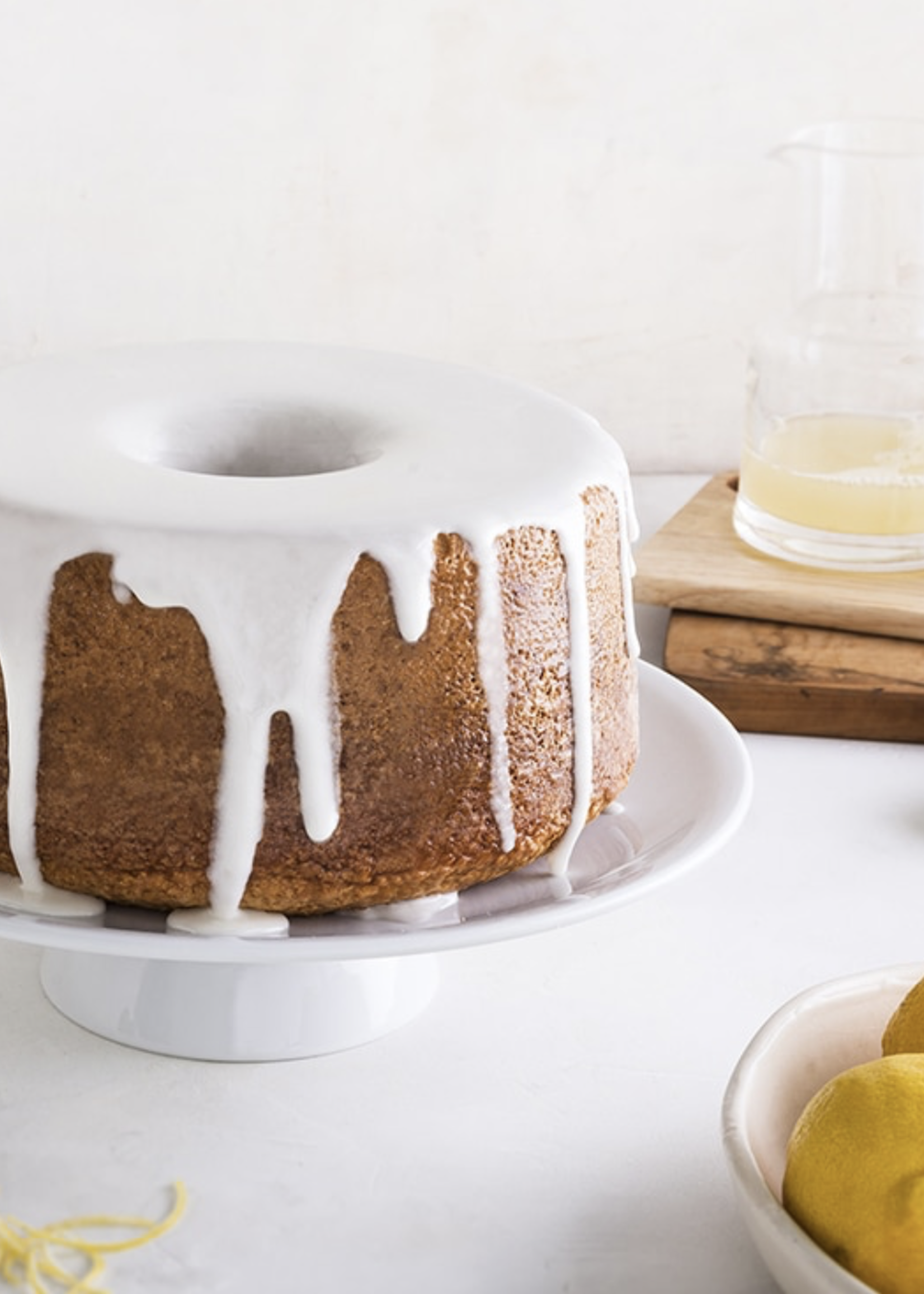 Nordic Ware Classic Cast Pound Cake and Angelfood Pan