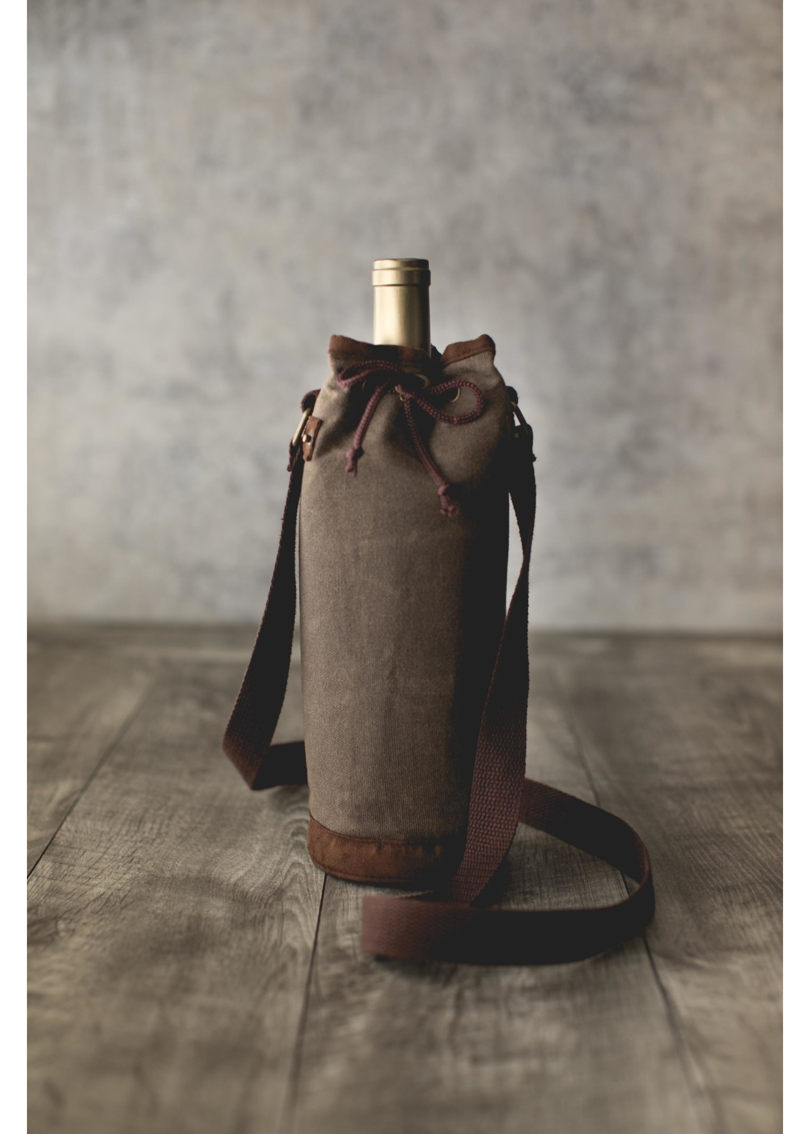 Tennessee Titans - Waxed Canvas Wine Tote