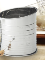 Hand Crank Sifter 5c.